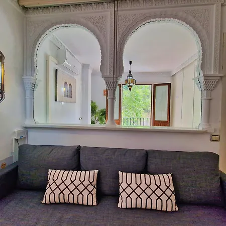 The Nasrid Palace From Your Bed !